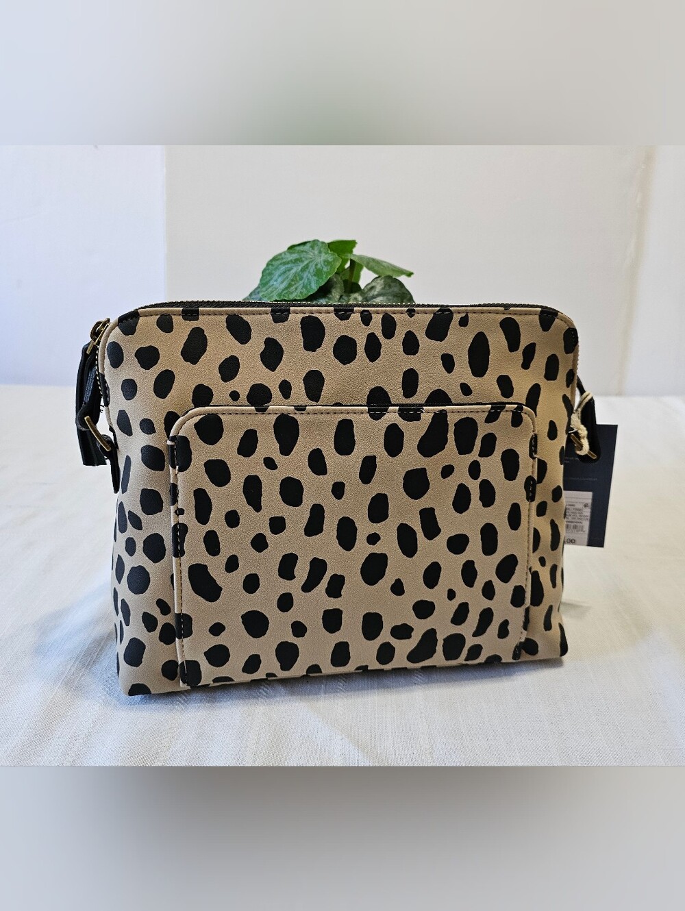 Universal Thread Spotted Crossbody Bag Tan Black NWT
